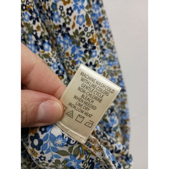 Max Studio Womens BOHO Cottagecore Blouse Top Medium Floral Smocked Faux Wrap - Picture 7 of 10